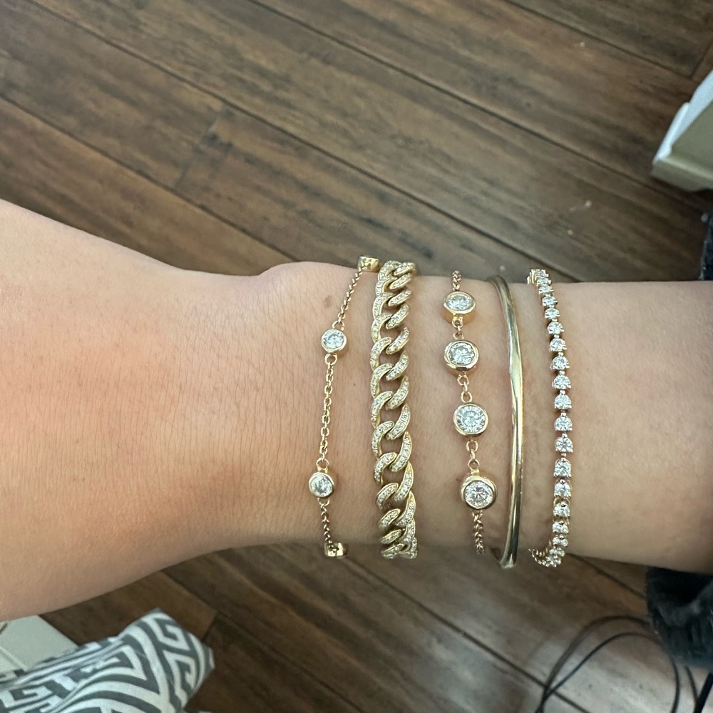14k Gold bezel diamond bracelet